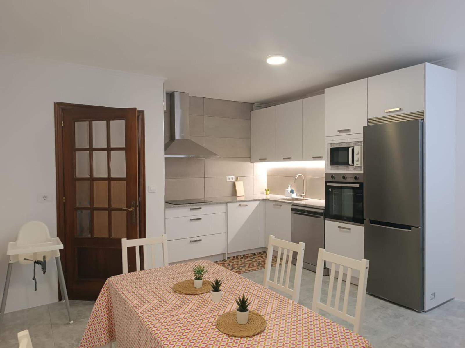 Vivienda en el casco histórico de Baiona Vila Exterior foto